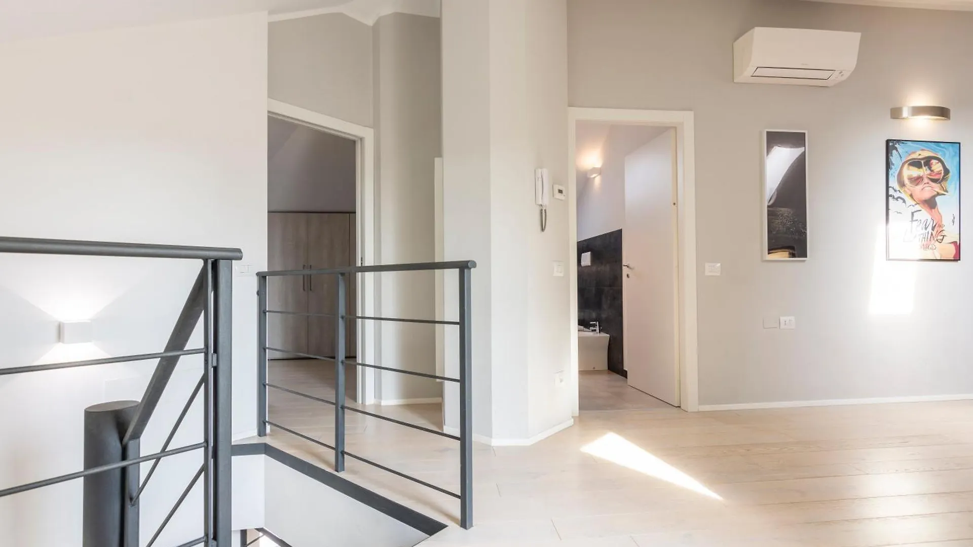 Apartamento Wolvesdensuite Con Terrazzi E Garage Gratuito Milán Italia