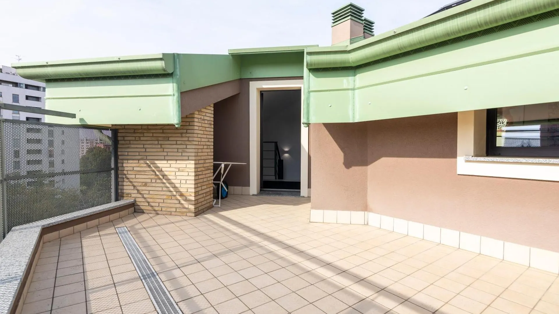 Apartamento Wolvesdensuite Con Terrazzi E Garage Gratuito Milán