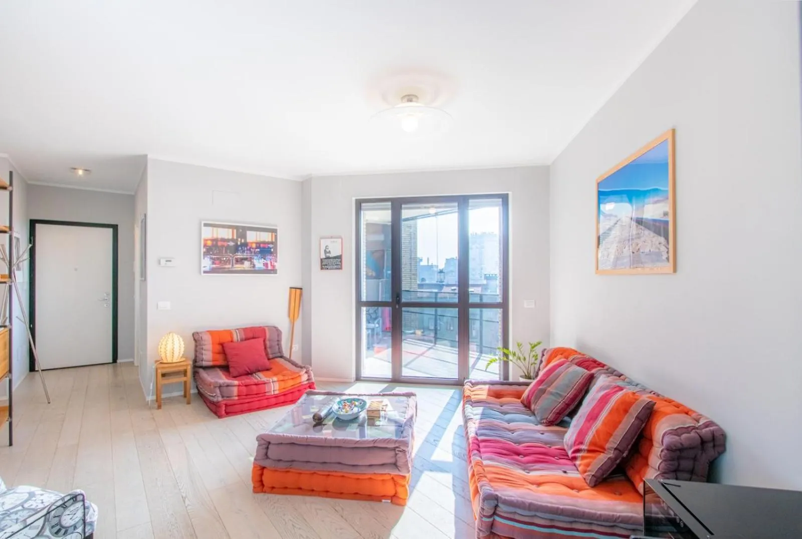 Wolvesdensuite Con Terrazzi E Garage Gratuito Milaan Appartement